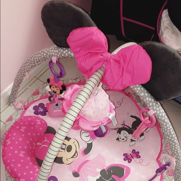Minnie Mouse Play Mat (BABY) - Picture 2 of 2